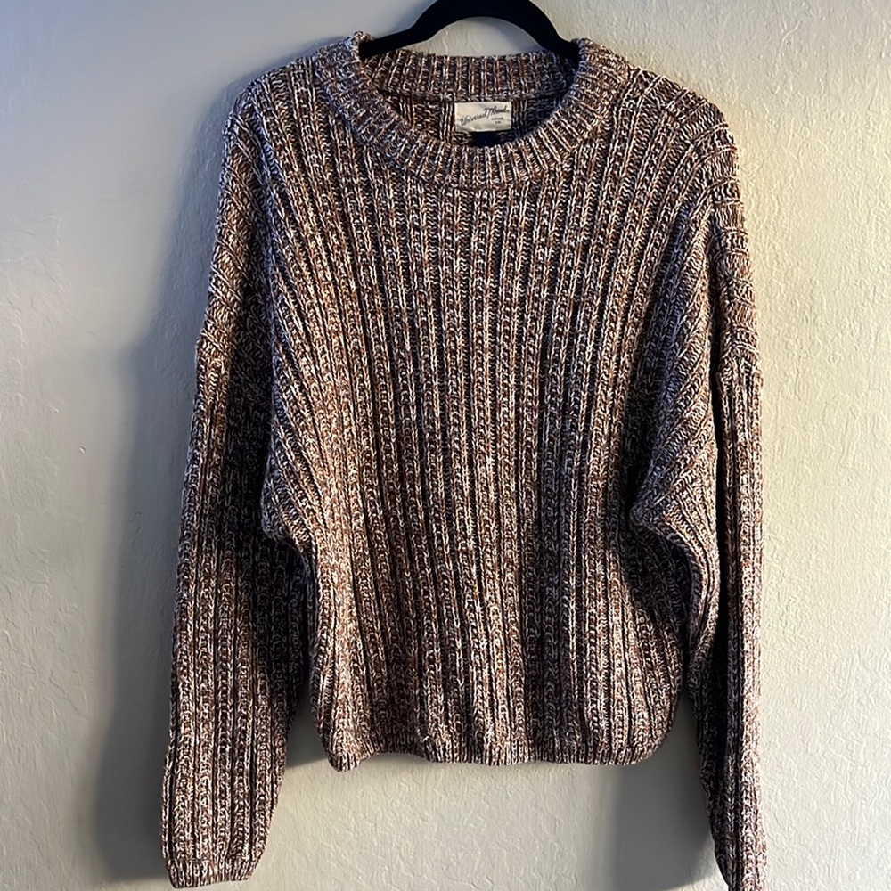 Universal Thread crew knitted sweater
